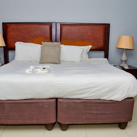 Riverstone Guest Lodge Хараре Экстерьер фото