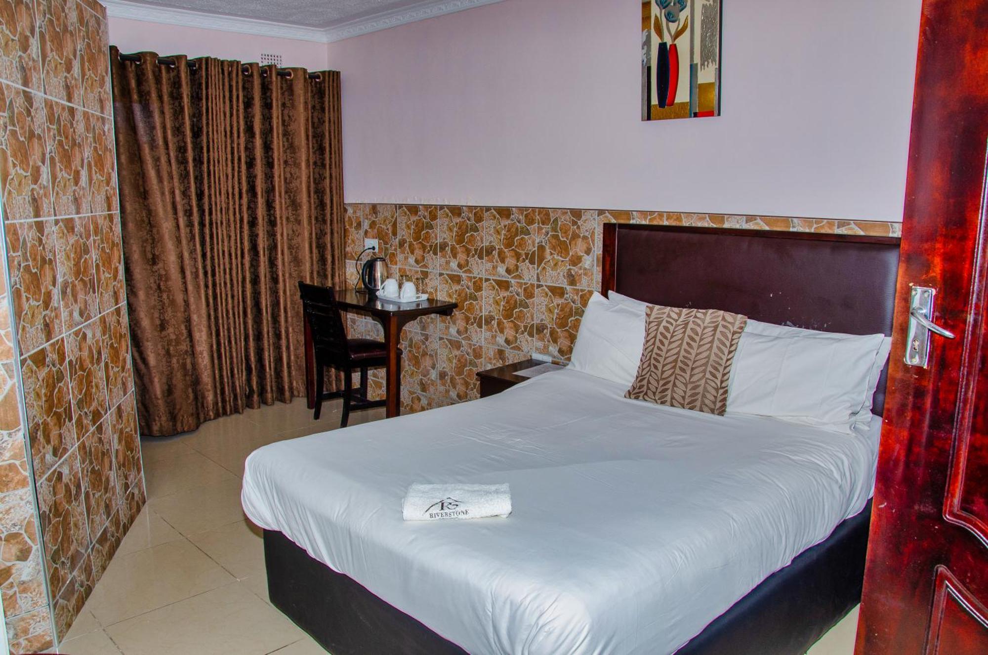 Riverstone Guest Lodge Хараре Экстерьер фото
